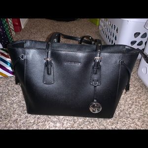 Michel kors purse